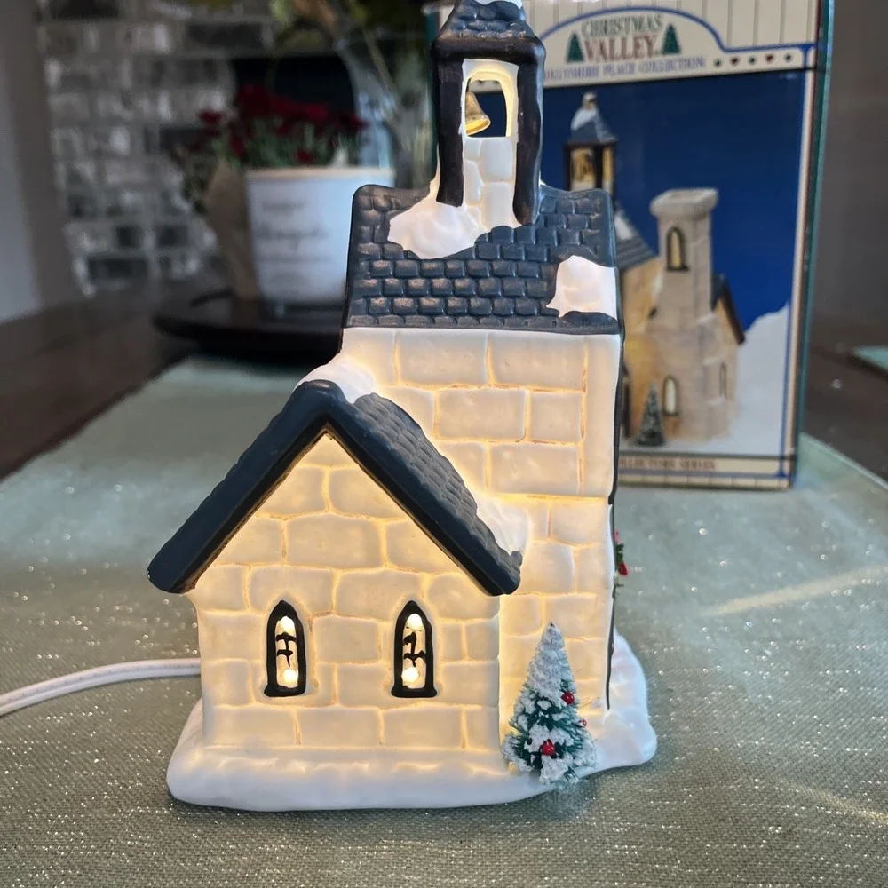Christmas Valley vintage lighted